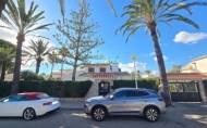 Reventa - Villa * -
Orihuela Costa * - Cabo Roig *