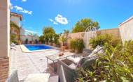 Herverkoop - Villa -
La Zenia - Costa Blanca