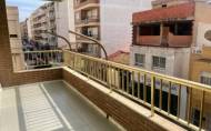 Herverkoop - Apartment -
Torrevieja - Centro