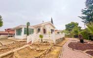 Resale - Villa -
Torrevieja - Los Balcones