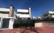 Herverkoop - Villa -
Torre Pacheco - Inland
