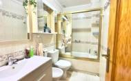 Herverkoop - Apartamento -
Torrevieja - Centro
