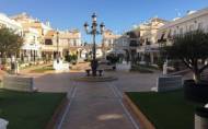Nouvelle construction - Villa -
Pilar de la Horadada - pueblo