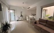 Revente - Town House -
Torrevieja - Punta Prima