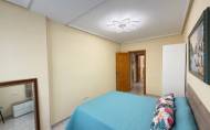 Herverkoop - Apartamento -
Torrevieja - Playa del Cura