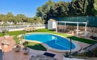 Revente - Villa -
Villamartin - Costa Blanca