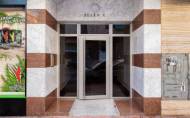 Herverkoop - Apartamento -
Torrevieja - Centro