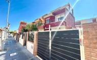 Herverkoop - Town House -
Torre de la Horadada - Costa Blanca