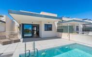 Resale - Villa -
San Miguel de Salinas - Inland
