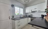 Herverkoop - Semi Detached -
Villamartin - Costa Blanca