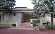 Revente - Villa -
Yecla - Inland