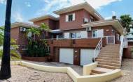 Resale - Villa -
Benidorm