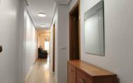 Herverkoop - Apartamento -
Torrevieja - Centro