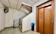 Herverkoop - Apartamento -
Torrevieja - Playa del Cura