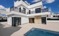 Reventa - Villa -
Los Alcazares - Dolores De Pacheco-santa Rosalía