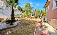 Herverkoop - Villa -
Orihuela - Inland