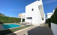Reventa - Villa -
Ciudad Quesada - Doña Pepa