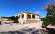 Resale - Country House -
Orihuela - La Campaneta