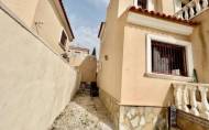 Herverkoop - Villa -
Villamartin - Costa Blanca