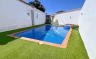 Herverkoop - Villa -
Torrevieja - Los Balcones