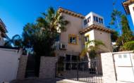 Herverkoop - Villa -
Playa Flamenca - Costa Blanca