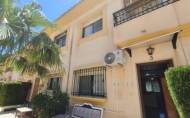 Revente - Town House -
La Zenia - Costa Blanca
