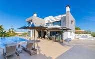 Herverkoop - Villa -
Torrevieja - Costa Blanca