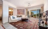 Revente - Apartment -
Marbella - Nueva Andalucía