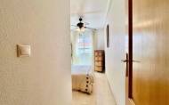 Herverkoop - Apartamento -
Torrevieja - Playa del Cura