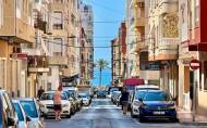 Herverkoop - Apartamento -
Torrevieja - Playa del Cura