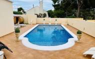 Herverkoop - Villa -
San Miguel de Salinas - Inland