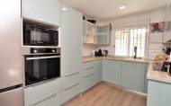 Herverkoop - Town House -
Villamartin - Costa Blanca