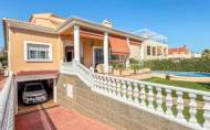 Herverkoop - Villa -
Torrevieja - Costa Blanca
