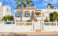 Herverkoop - Villa -
Orihuela Costa - Costa Blanca