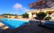 Herverkoop - Country House -
Orihuela - La Campaneta