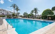 Revente - Apartment -
Marbella - Nueva Andalucia