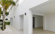 Resale - Villa -
El Chaparral - Inland