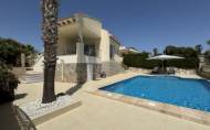Herverkoop - Villa -
Orihuela Costa - Costa Blanca