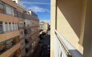 Herverkoop - Apartamento -
Torrevieja - Centro