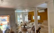 Herverkoop - Villa -
El Raso - Costa Blanca