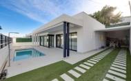 Herverkoop - Villa -
Pinar de Campoverde - Inland