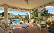 Herverkoop - Villa -
Campoamor - Costa Blanca