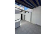 Resale - Apartamento -
Torrevieja - Centro