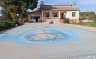 Reventa - Villa -
Yecla - Inland
