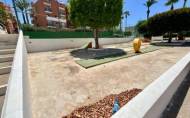 Resale - Bungalow -
Torrevieja - Torreblanca