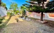 Herverkoop - Villa -
Orihuela - Inland