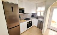 Herverkoop - Town House -
Villamartin - Las filipinas