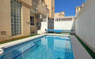 Herverkoop - Town House -
Orihuela Costa - Costa Blanca