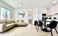 Revente - Villa -
Villamartin - Costa Blanca