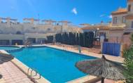 Herverkoop - Town House -
Villamartin - Las filipinas